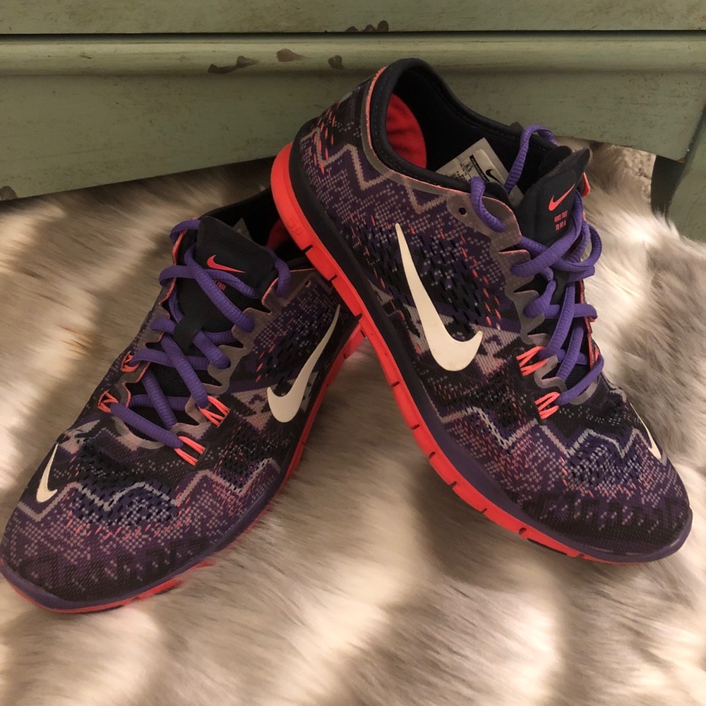 Women’s Nike free 5.0 shoe, size 6.5